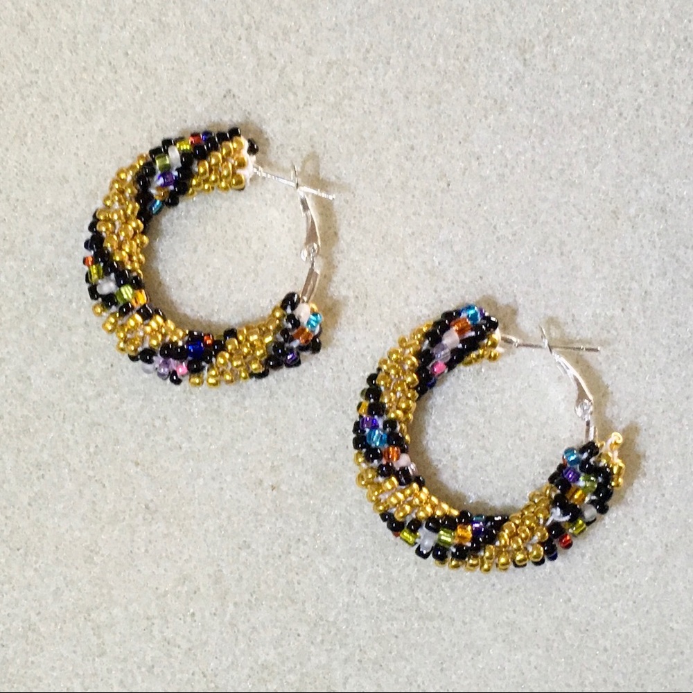💼Hand Crafted Beaded Hoop Earrings💼